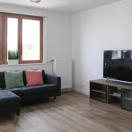 Spacious Nest Overlooking Sacre-coeur Eiffel Tower *