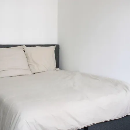 Spacious Nest Overlooking Sacre-coeur Eiffel Tower Appartamento *